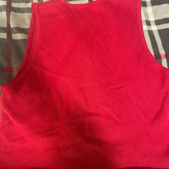 Requirements Petite Red embroidered vest, large cottagecore button front - Picture 6 of 6